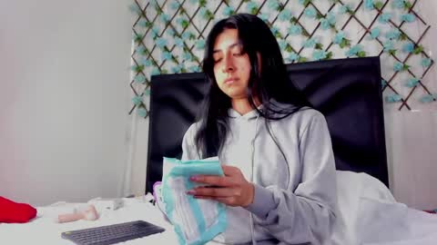  Emma  online show from 04.16.26