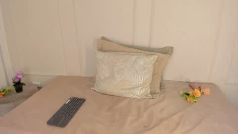 Snapshot of emmiily_z chatting on 01.09.25 Emmiily online show from 01.09.25