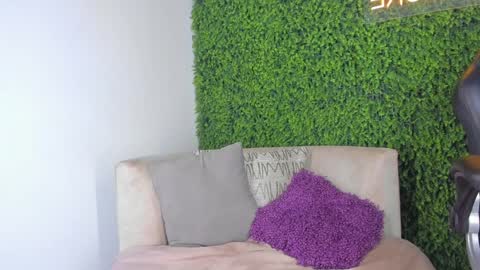 Snapshot of emmiily_z chatting on 01.24.25 Emmiily online show from 01.24.25