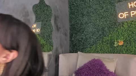 Snapshot of emmiily_z chatting on 02.21.25 Emmiily online show from 02.21.25