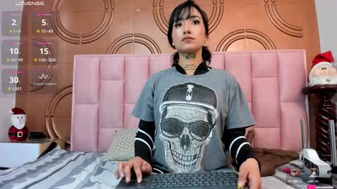 Emmily keller online show from 01.07.25