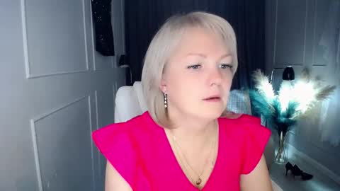 emmmam online show from 09.10.25