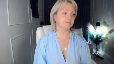 emmmam online show from 10.11.25