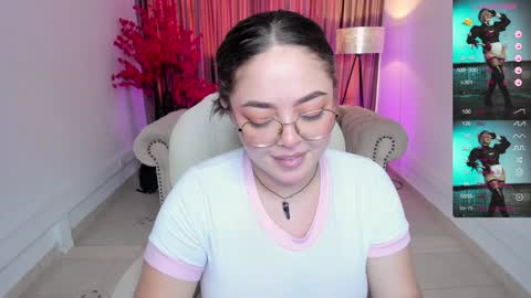 Emmy Walker online show from 02.05.25