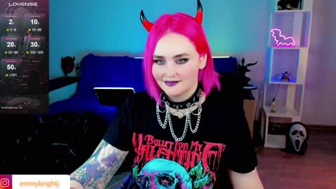 Emmy Bright     50  online show from 01.28.25