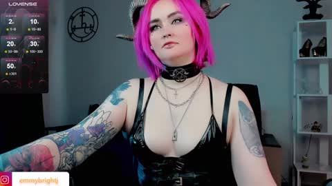 Emmy Bright     50  online show from 01.29.25