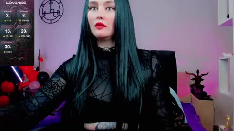 Emmy Bright     50  online show from 03.01.25