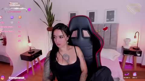 Emmy Evans  online show from 12.17.24