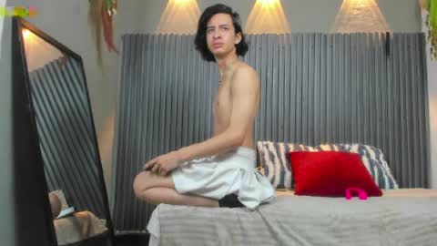 emmyy_fantasyy online show from 04.20.26