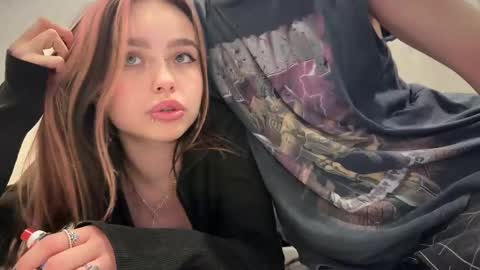 Gabriel  Elizabeth online show from 02.13.25