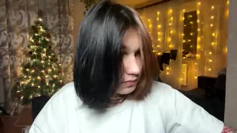 Amur online show from 12.18.25