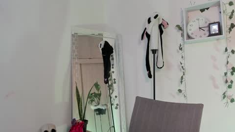 Emperatriz online show from 02.07.25