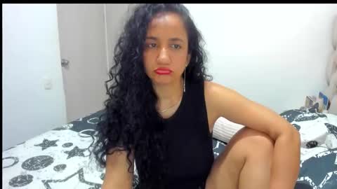 Snapshot of emperatriztapia chatting on 02.05.26 emperatriztapia online show from 02.05.26