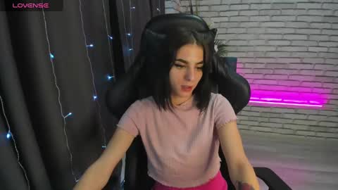 emy__angel online show from 12.19.24