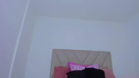 Emy online show from 10.10.25