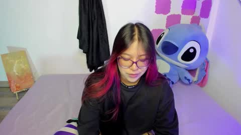 Im Emily would you like to help me reach 100  online show from 12.03.25