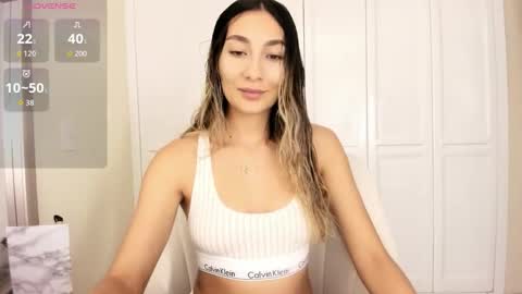 emyconneer online show from 03.07.26