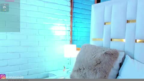 EMYLY  online show from 01.21.25