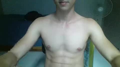 EnanoCulero online show from 11.24.25