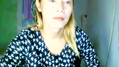 CHUN LY online show from 09.22.25