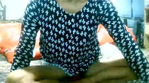 CHUN LY online show from 11.09.25