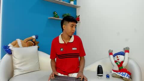 Ender online show from 12.21.25