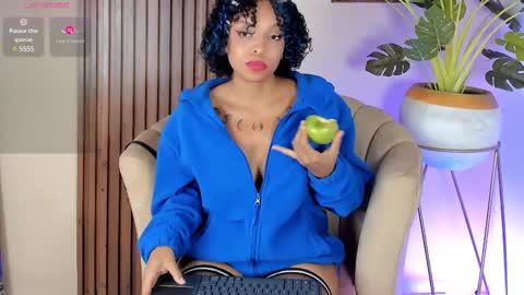 Snapshot of ened_nessa chatting on 02.28.25 Schedule 600a.m - 200p.m Col hour online show from 02.28.25