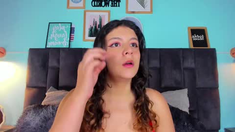 Snapshot of engelstone_ chatting on 02.15.25 E N G E L online show from 02.15.25