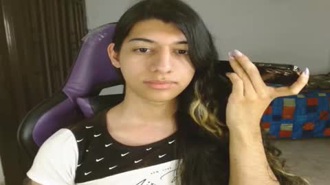 Snapshot of engiel_phoenix chatting on 10.18.25 Engiel phoenix instagram engiel 13 online show from 10.18.25