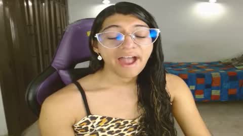 Snapshot of engiel_phoenix chatting on 11.23.25 Engiel phoenix instagram engiel 13 online show from 11.23.25