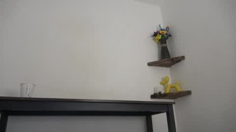 Snapshot of english_rose__ chatting on 02.26.25 Rosie online show from 02.26.25