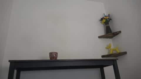 Snapshot of english_rose__ chatting on 09.17.25 Rosie online show from 09.17.25