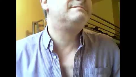 Snapshot of englishguysurrey chatting on 02.23.25 englishguysurrey online show from 02.23.25