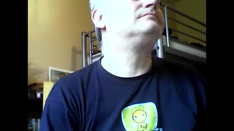 Snapshot of englishguysurrey chatting on 03.03.25 englishguysurrey online show from 03.03.25