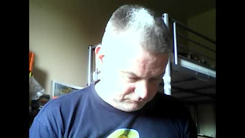 Snapshot of englishguysurrey chatting on 09.19.25 englishguysurrey online show from 09.19.25