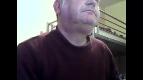 Snapshot of englishguysurrey chatting on 09.21.25 englishguysurrey online show from 09.21.25