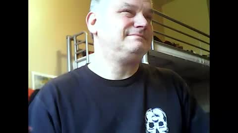 Snapshot of englishguysurrey chatting on 11.11.25 englishguysurrey online show from 11.11.25