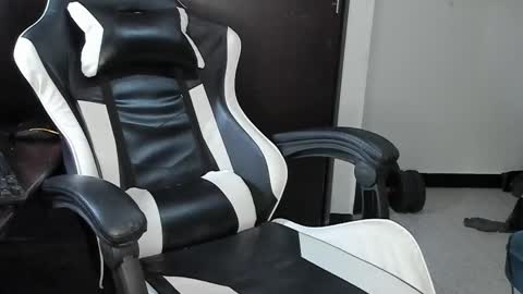 enjoymycock99 online show from 02.18.25