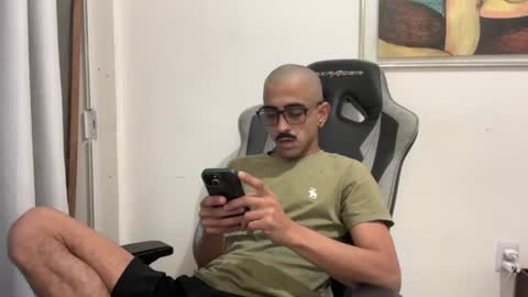 Snapshot of enjoythetrip chatting on 06.20.26 Luke online show from 06.20.26