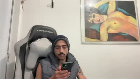 Snapshot of enjoythetrip chatting on 07.08.26 Luke online show from 07.08.26