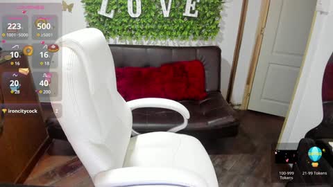 Enma clark online show from 01.31.25