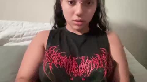 EmmaVerhoeven online show from 10.15.25