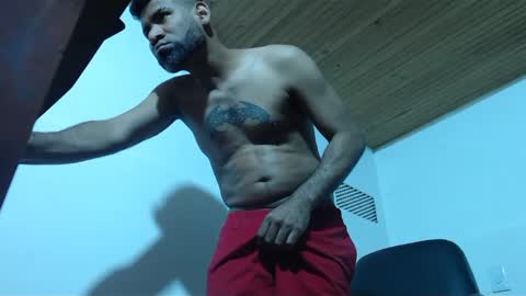 enriblack92 online show from 12.14.24