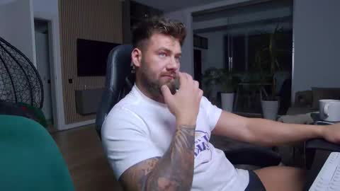 Erik online show from 02.23.25