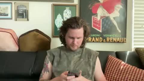 Snapshot of entreporneur chatting on 09.12.25 FOLLOW JOIN MY CULT online show from 09.12.25