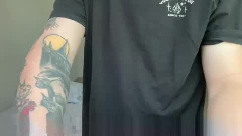 Snapshot of entreporneur chatting on 10.21.25 FOLLOW JOIN MY CULT online show from 10.21.25