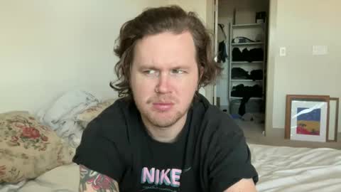 Snapshot of entreporneur chatting on 10.27.25 FOLLOW JOIN MY CULT online show from 10.27.25