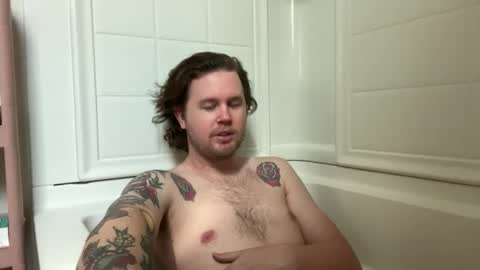 Snapshot of entreporneur chatting on 11.03.25 FOLLOW JOIN MY CULT online show from 11.03.25