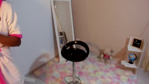 Angela online show from 02.12.25