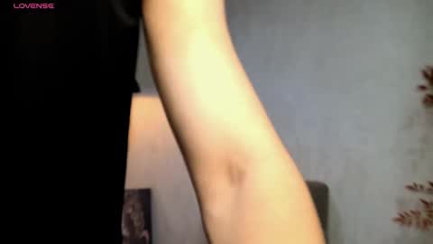 Snapshot of enzo_steel chatting on 06.05.26 enzo_steel online show from 06.05.26